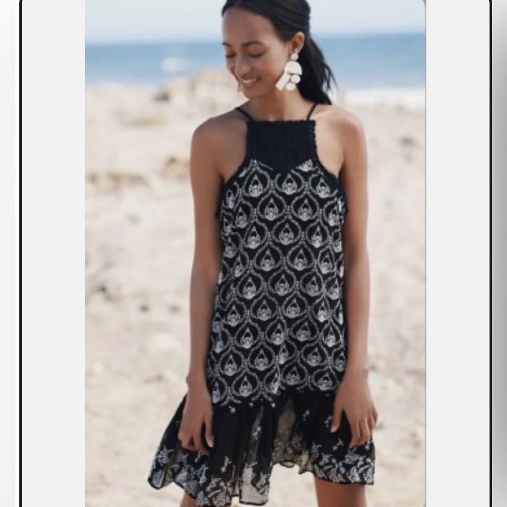 ✨ NWT Anthropologie Embroidered Halter Dress ✨